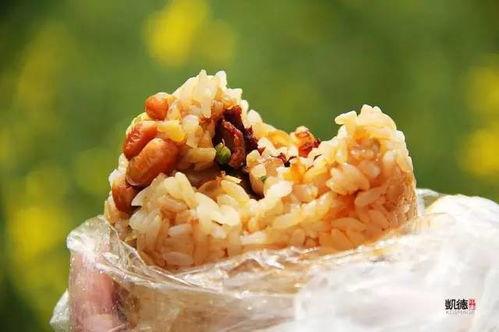 贵阳软饭男吃瓜,吃瓜群众热议背后的真相